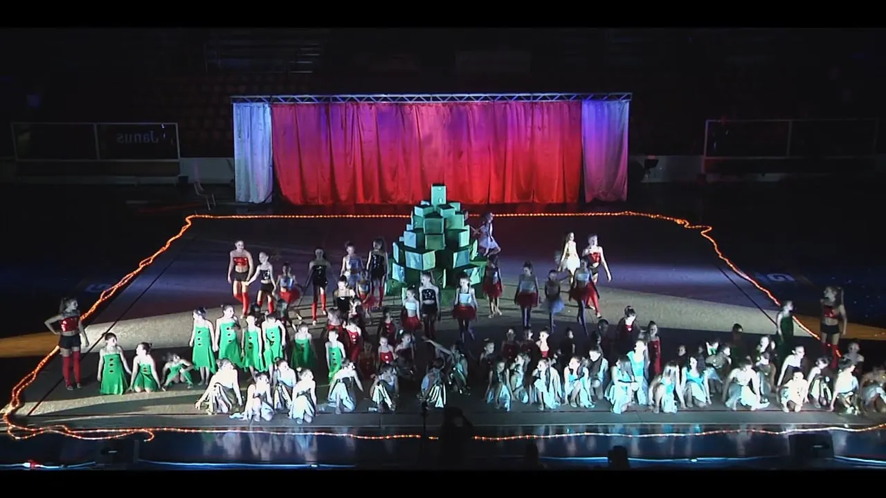 Saggio di Natale 2016 - Ginnastica Ritmica e Artistica Fabriano [Parte 2/2]